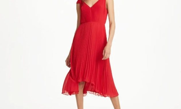 Slimming Wedding Guest Dresses A Style Guide